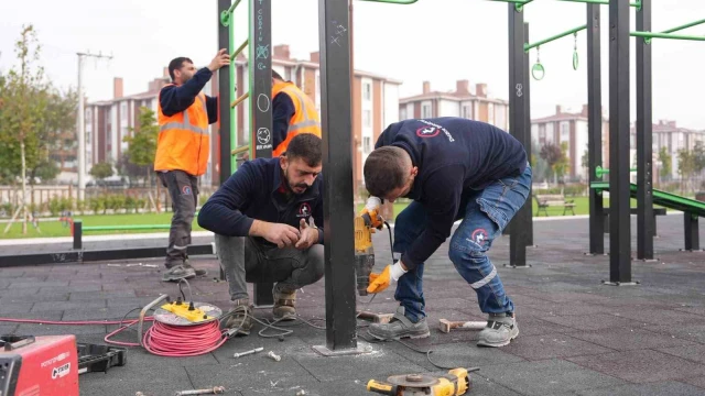 23 Nisan Parkı’nda bakım ve yenileme çalışmaları başladı