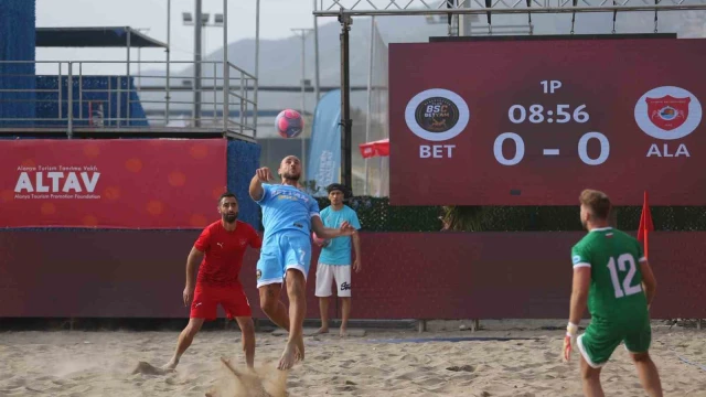Alanya Belediyespor, Plaj Futbolu Dünya Kulüpler Şampiyonasına galibiyetle başladı
