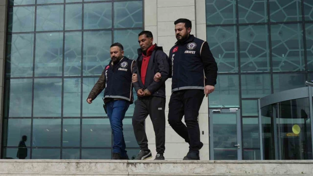 Babasını ekmek bıçağıyla öldüren cinayet zanlısı tutuklandı