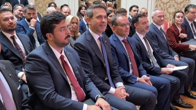 Bakan Bayraktar: "Türkiye 2053 yılında karbon nötr bir ekonomi olacak"