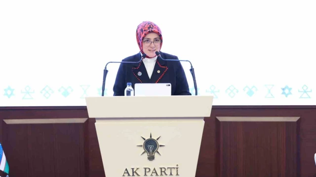 Bakan Göktaş: "Kadınların sözünü Türk dünyasının merkezine koyuyor, yarınları kadınlarla inşa ediyoruz"