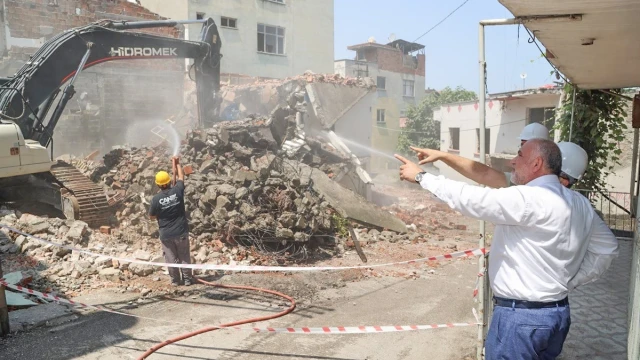 Başkan Sandıkçı: "Eser ve hizmet seferberliğimizi sürdürüyoruz"