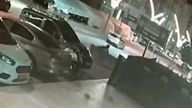 Batman’da evine giden kadına kapkaç kamerada