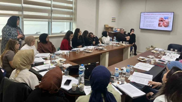 BDH personeline temel yenidoğan bakımı eğitimi verildi