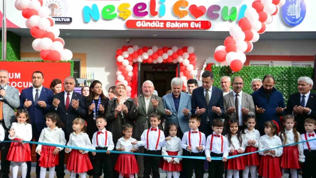 Çorum Belediyesinin çocuk gündüz bakım evi törenle açıldı