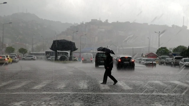 Erzincan için sağanak yağış ve kuvvetli rüzgar uyarısı