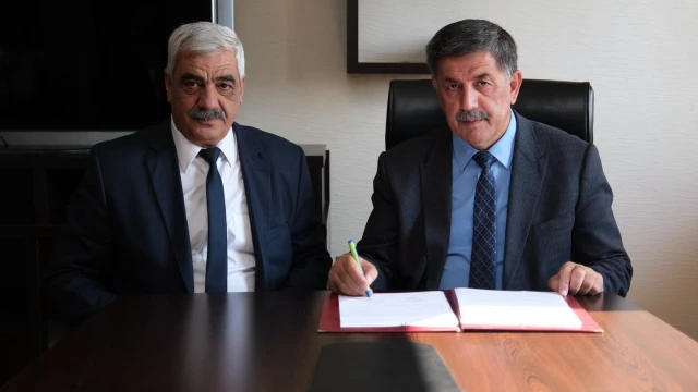 Erzincan’da 30 bin metrekarelik tır parkı yapılması için protokol imzalandı