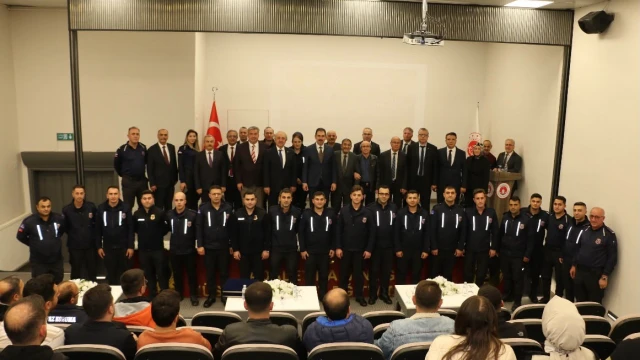 Erzurum Kalkınma Vakfı’ndan Cumhuriyet konferansı