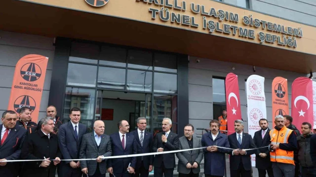 Erzurum’da akıllı ulaşım sistemleri merkezi hizmete açıldı