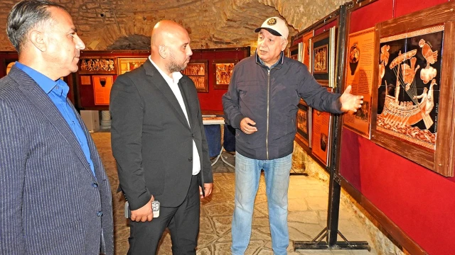 Fahrettin Kerem Çevik, Çeşme’de Kültür Yolu Festivali etkinliklerini inceledi