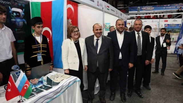 Gaziantep’te Türk dünyasının genç beyinleri bilim ve teknoloji için buluştu