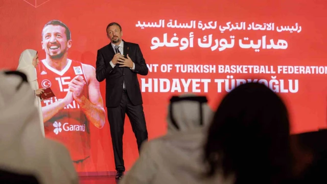 Hidayet Türkoğlu, FIBA 2027 Dünya Kupası geri sayım törenine katıldı