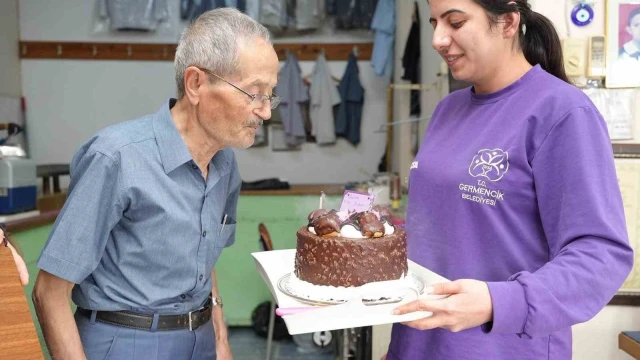 İğne iplikle geçen 67 yıla Başkan Zencirci’den vefa