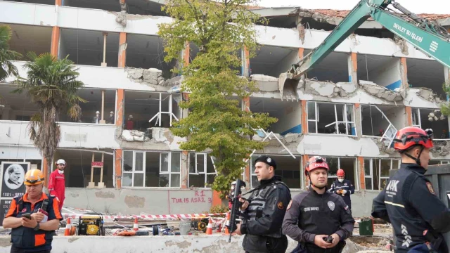 İzmir depreminin 6’ıncı yılında dev tatbikat