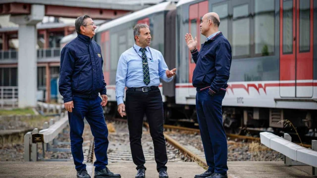 İzmir’in raylarına çeyrek asırdır iz bırakıyorlar