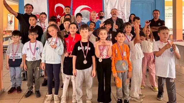Köyceğiz’de Cumhuriyet coşkusu satrançla buluştu