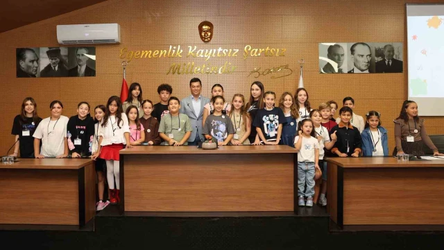 Marmaris’te çocuk meclisi ilk toplantısını yaptı