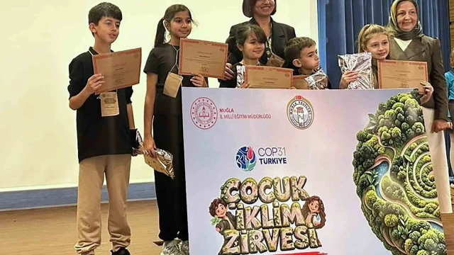 MTK Koleji öğrencilerinden İklim Zirvesi’nde sürdürülebilir gelecek vurgusu