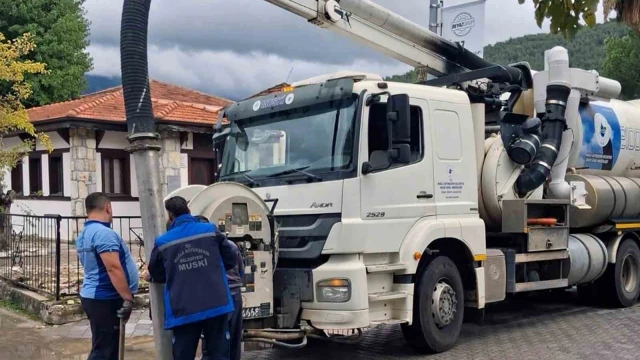 Muğla’da yağış mesaisi: 20 su baskınına müdahale edildi