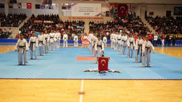 Muş’ta Cumhuriyet Bayramı coşkusu