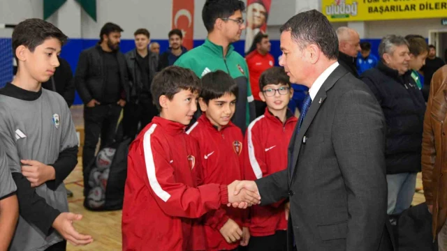 Osmangazi Belediyesi’nden amatör spor kulüplerine büyük destek