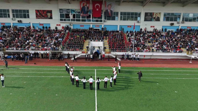 Cumhuriyet Bayramı Tunceli’de Renkli Görüntülere Sahne Oldu