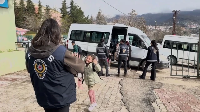 Tunceli’de okul çevrelerinde güvenlik çemberi: 4 bin 242 kişi sorgulandı