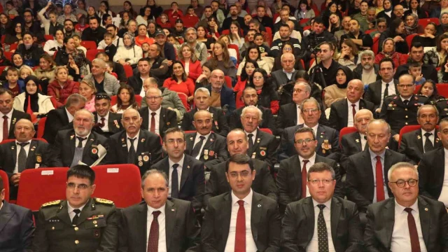 Uşak’ta Türkiye Cumhuriyetinin 103. yaşı coşkuyla kutlandı