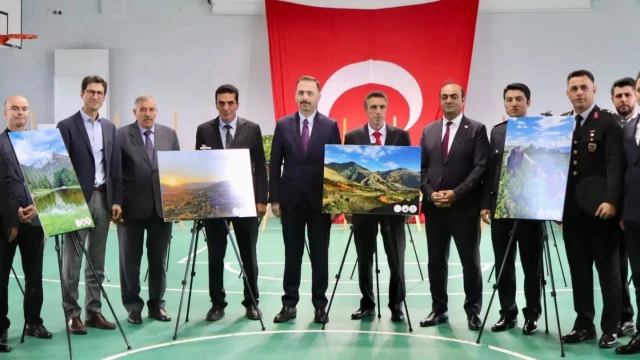 Üzümlü’nün güzellikleri fotoğraf karelerinde sergilendi
