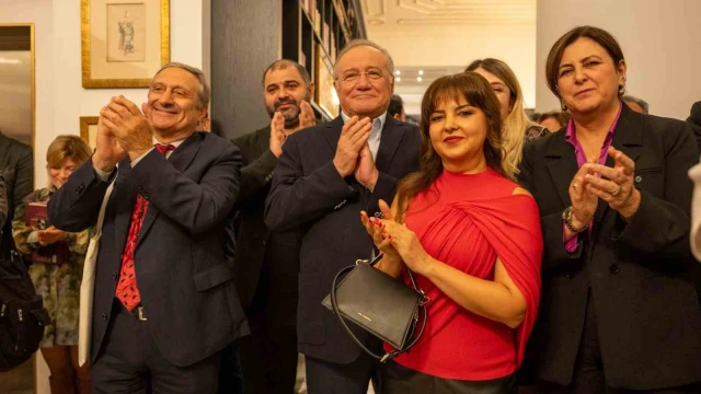 "Zamansız" albümü, tarih ve musikiyi Gazi Osman Paşa Yalısı’nda buluşturdu