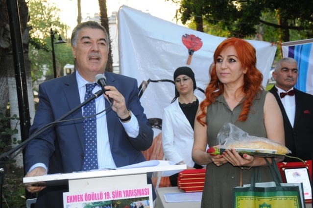 19. Ekmek Ödüllü Şiir Yarışması Ödül Töreni yapıldı
