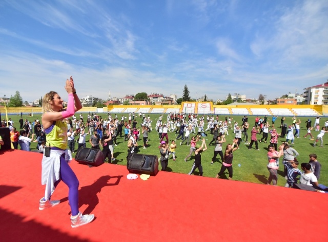 Osmaniye'de sportif şölen