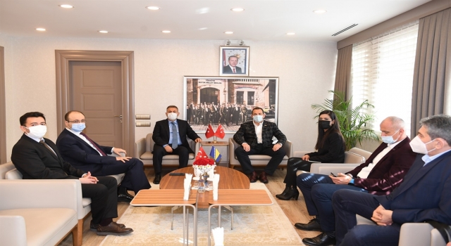 Bosna Hersek Güvenlik Bakanı Cikotic, Adana Valisi Elban’ı ziyaret etti