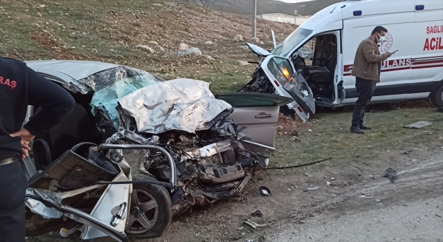 Kahramanmaraş’ta ambulans ile otomobil çarpıştı: 3 ölü, 3 yaralı
