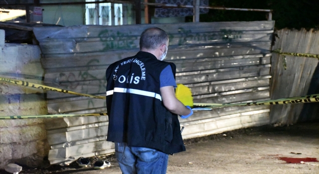 Adana’da silahlı kavgada bir kişiyi yaralayan zanlı kaçtı