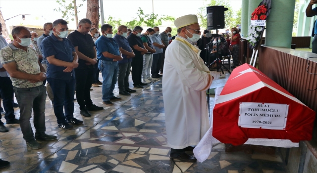 Hatay’da otomobilin KGYS direğine çarpması sonucu ölen polisin cenazesi toprağa verildi