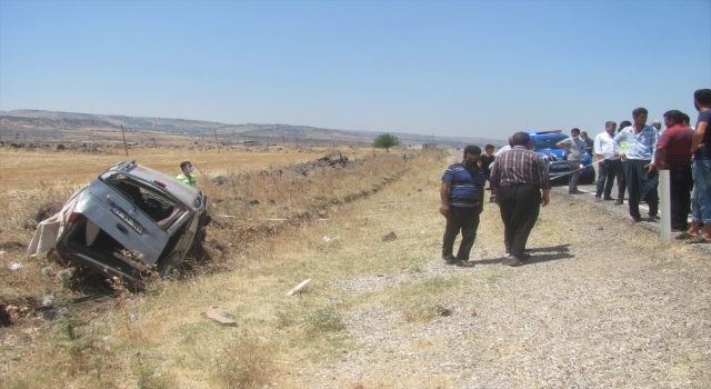 Gaziantep’te hafif ticari araç takla attı: 1 ölü, 2 yaralı