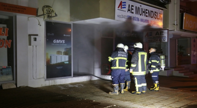 Adana’da bir iş yerinde çıkan yangın hasara yol açtı