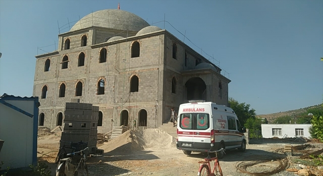 Adana’da inşaatı süren caminin kubbesinden düşen işçi öldü