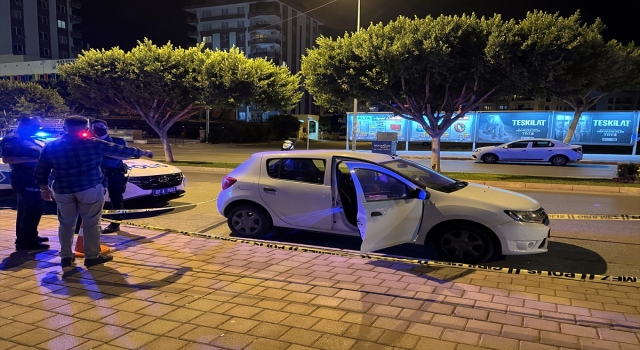 Antalya’da bir kişi otomobilinde ölü bulundu