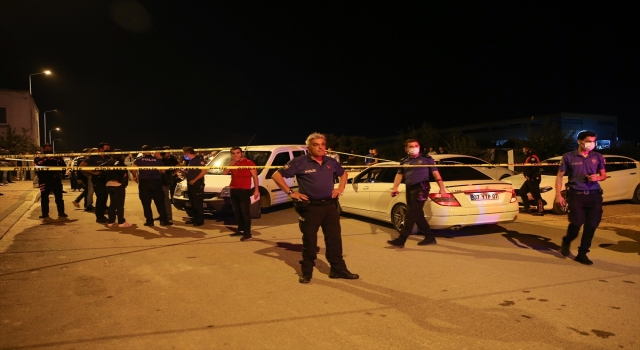 Antalya’da aracında av tüfeğiyle vurulan kişi yaşamını yitirdi