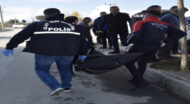 Burdur’da kamyonette kalp krizi geçiren sürücü öldü