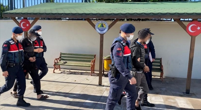 Mersin’de küçükbaş hayvan çaldığı iddia edilen 2 kişi tutuklandı