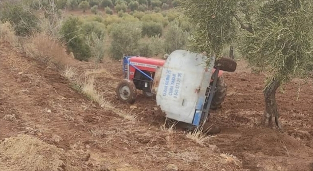 İslahiye'de devrilen traktörün altında kalan sürücü öldü