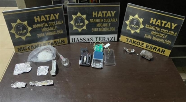 Hatay’da uyuşturucu operasyonunda yakalanan 2 şüpheli tutuklandı