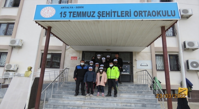 Serik’te özel çocuklara polislik mesleği tanıtıldı