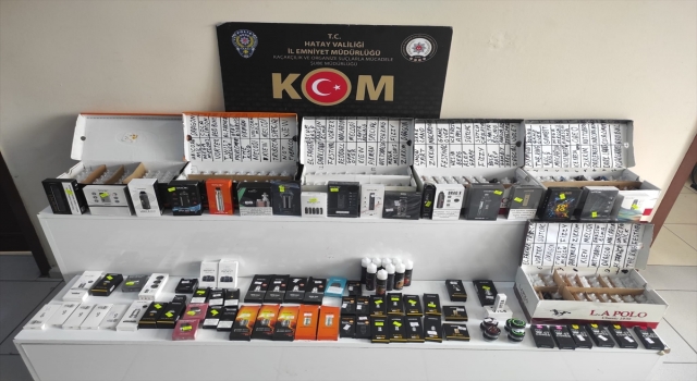 Hatay’da iş yerinde kaçak elektronik sigaralar bulunan zanlı gözaltına alındı