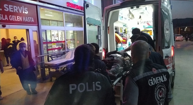 Adana’da silahlı saldırıya uğrayan sürücü yaralandı