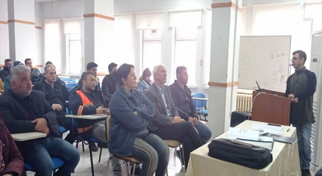 İslahiye’de orman yangınlarıyla mücadele gönüllerine eğitim verildi