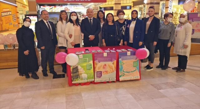 Adana’da Kanser Haftası kapsamında stant açıldı